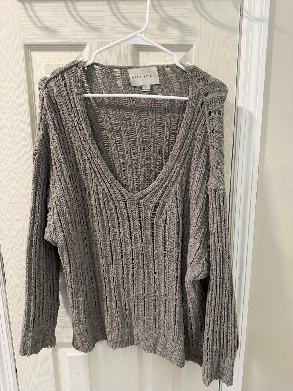 Paper Crane Chunky V-Neck Ribbed Sweater - Gray